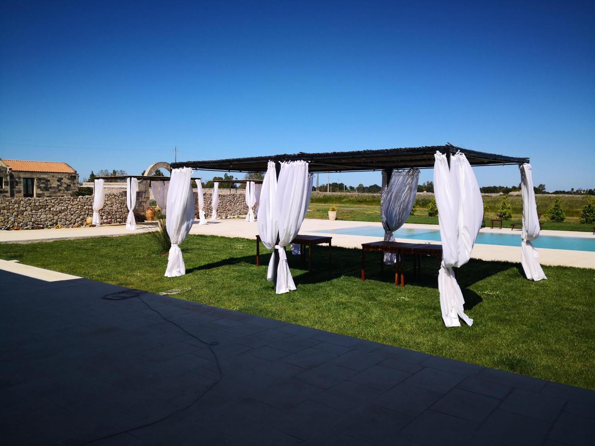 Agriturismo Masseria Quaremme Carpignano Salentino Luaran gambar
