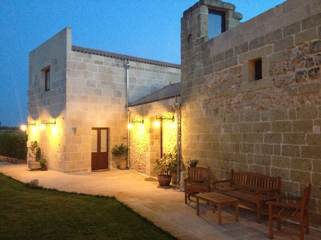 Agriturismo Masseria Quaremme Carpignano Salentino Luaran gambar