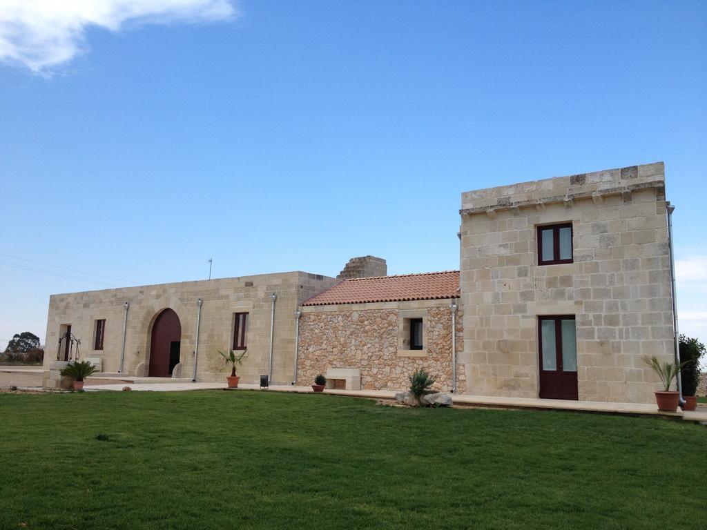 Agriturismo Masseria Quaremme Carpignano Salentino Luaran gambar