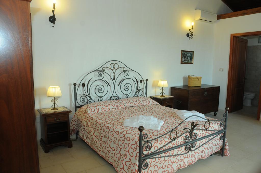 Agriturismo Masseria Quaremme Carpignano Salentino Bilik gambar